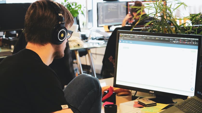 What Does a Frontend Developer Do?